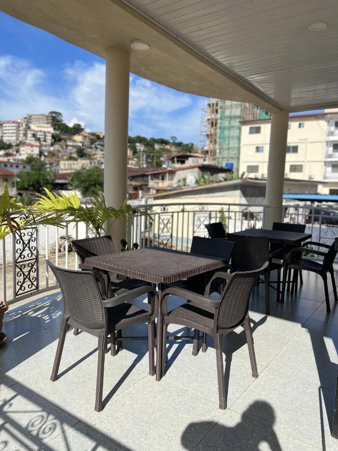 Sky Inn Hotel Фрітаун Екстер'єр фото