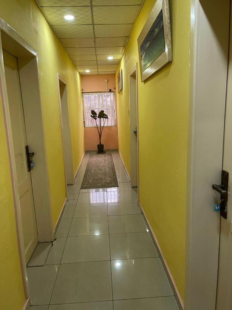 Sky Inn Hotel Фрітаун Екстер'єр фото
